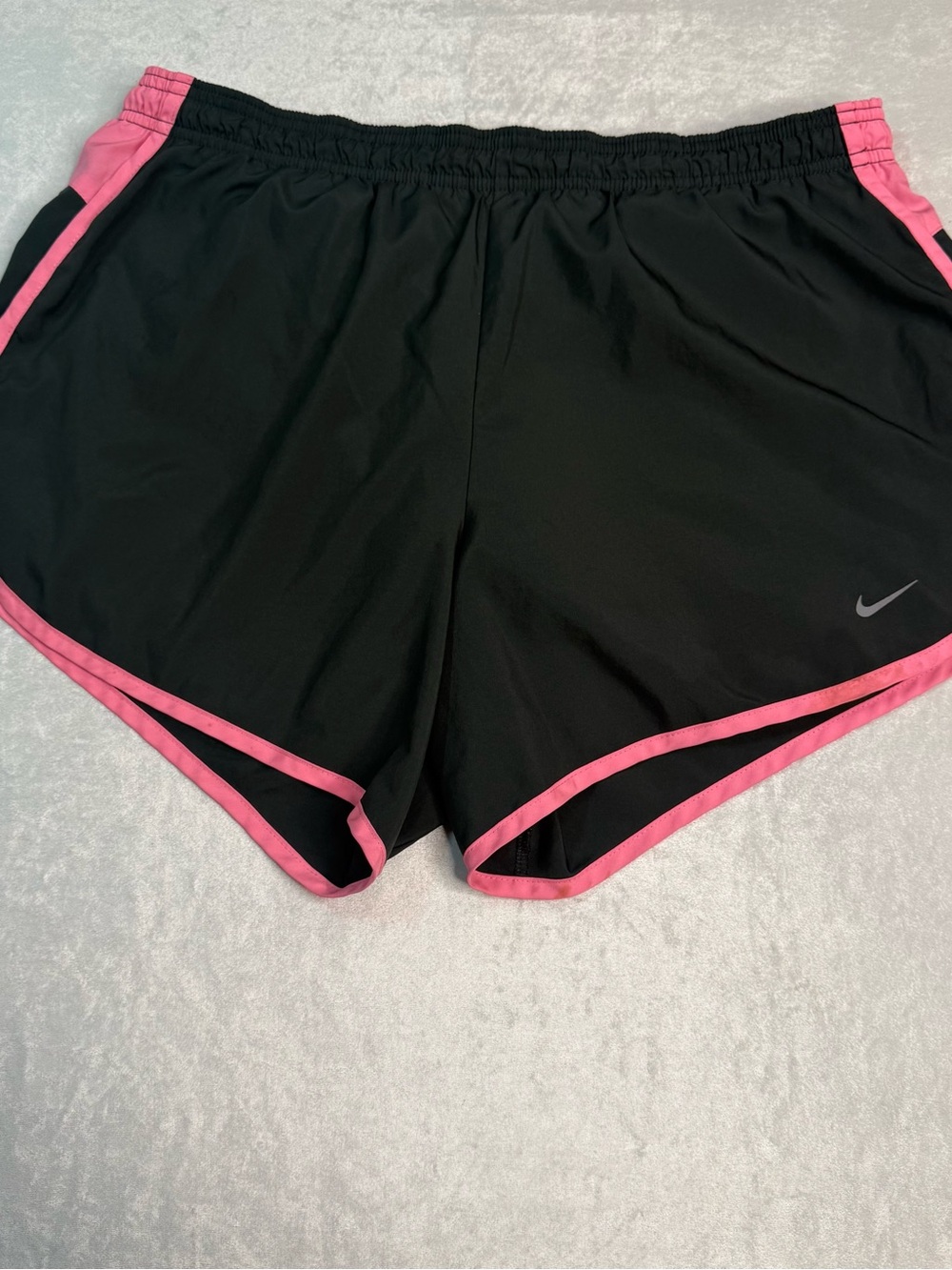 Nike Tempo Womans Dri-fit Black Athletic Shorts with Pink Trim